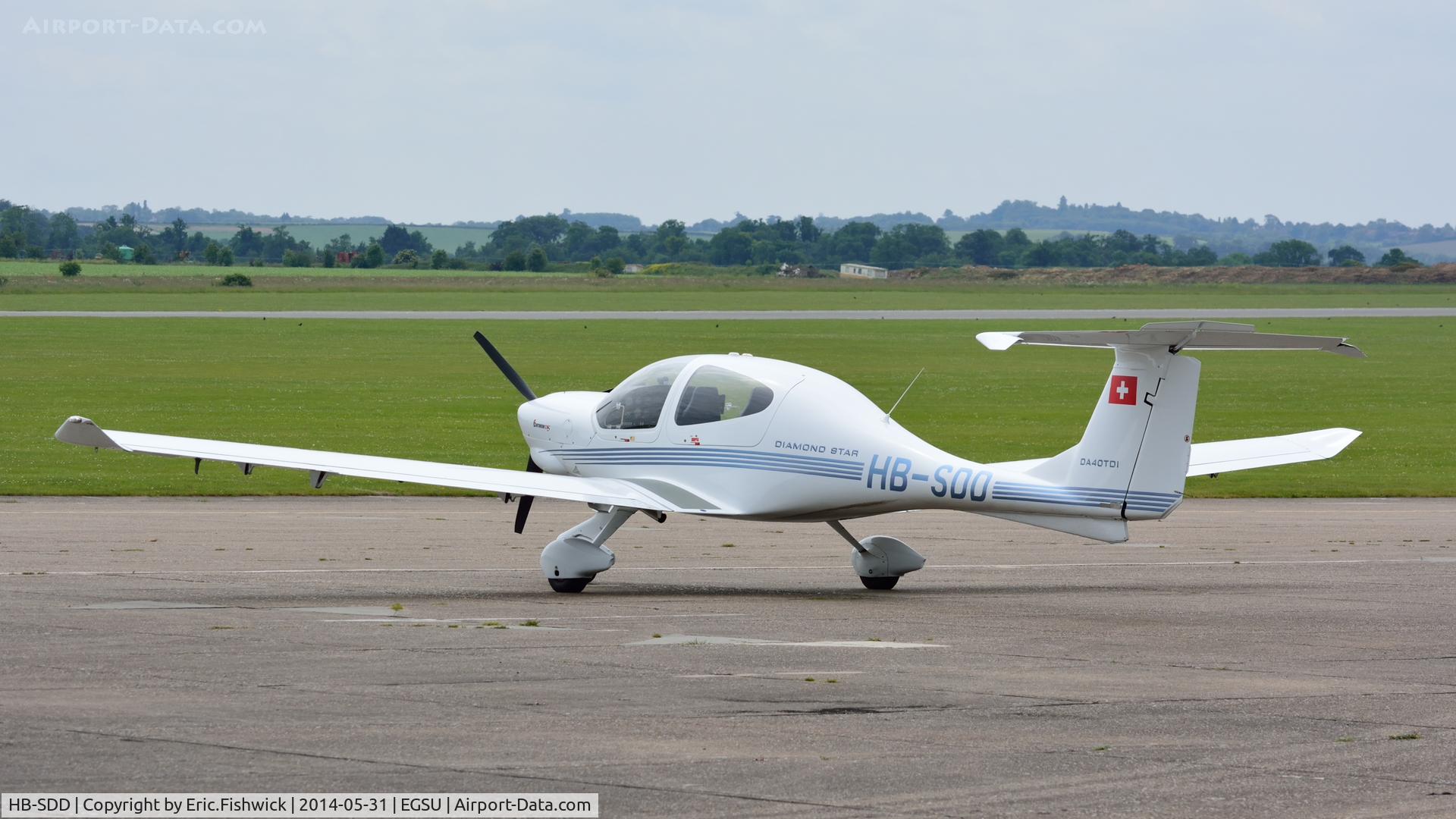 HB-SDD, 2003 Diamond DA-40D Diamond Star C/N D4.017, 1. HB-SDD visiting Duxford Airfield.