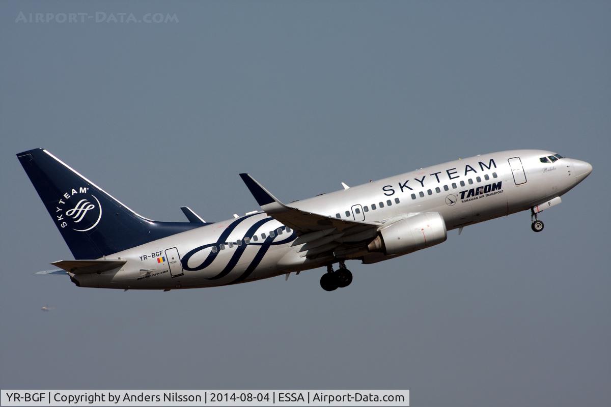 YR-BGF, 2001 Boeing 737-78J C/N 28440, Departing runway 08.