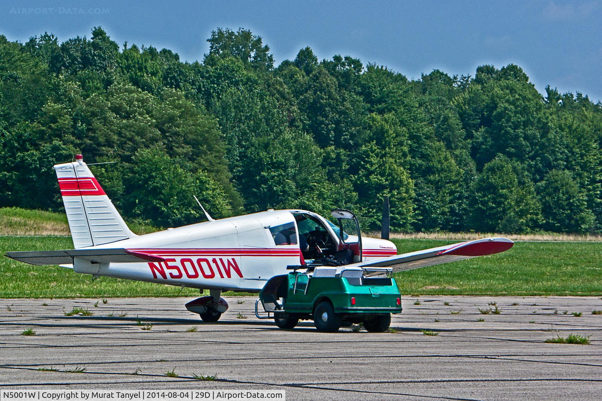 N5001W, 1962 Piper PA-28-160 Cherokee C/N 28-2, At Grove City Airport