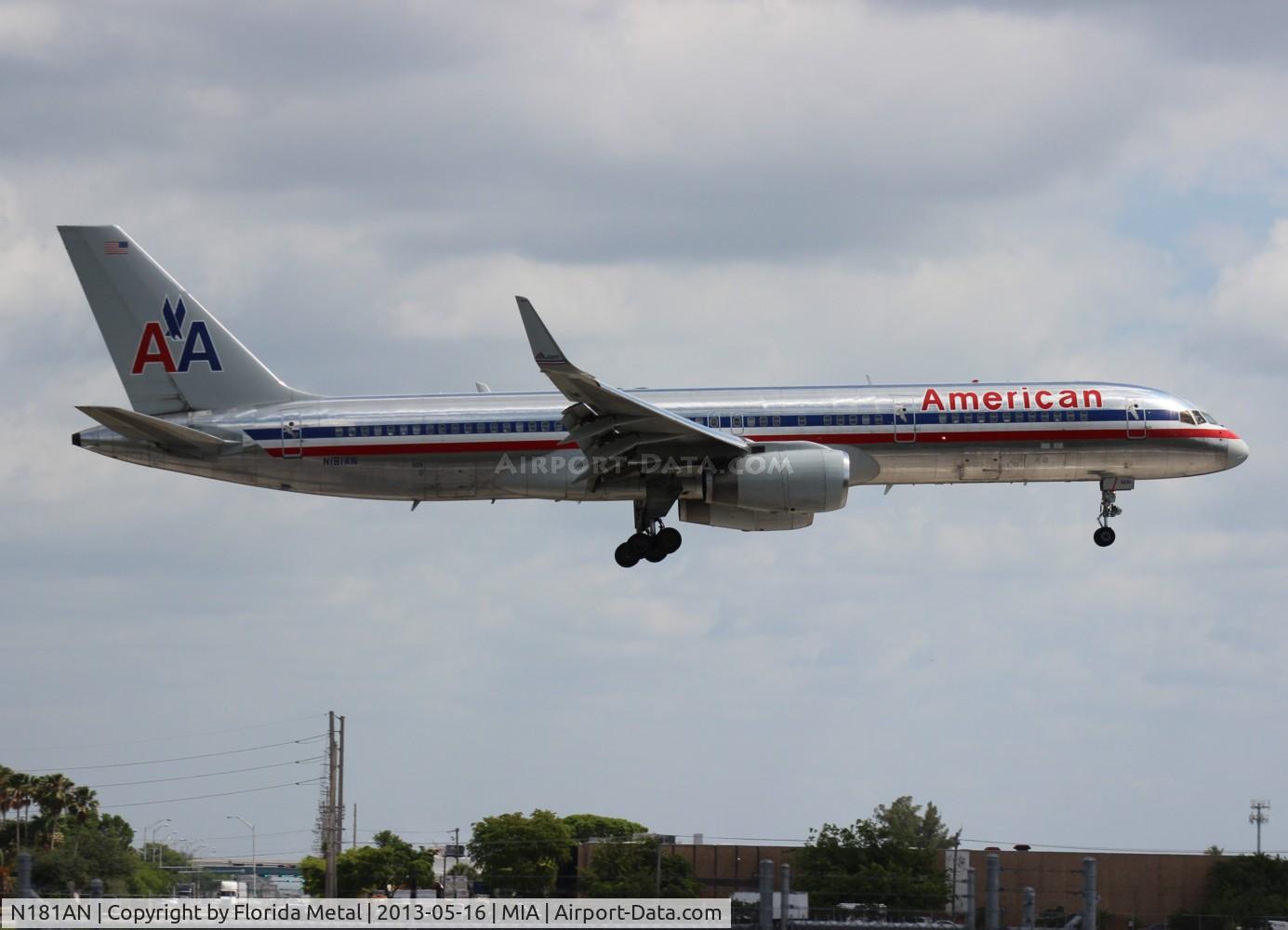 N181AN, 1999 Boeing 757-223 C/N 29591, American 757-200