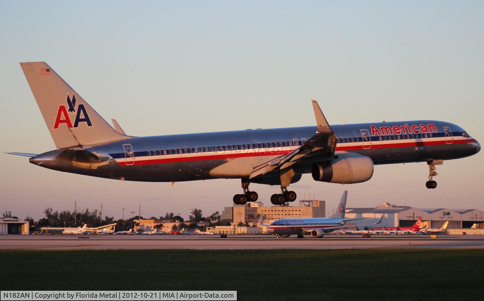N182AN, 1999 Boeing 757-223 C/N 29592, American 757-200