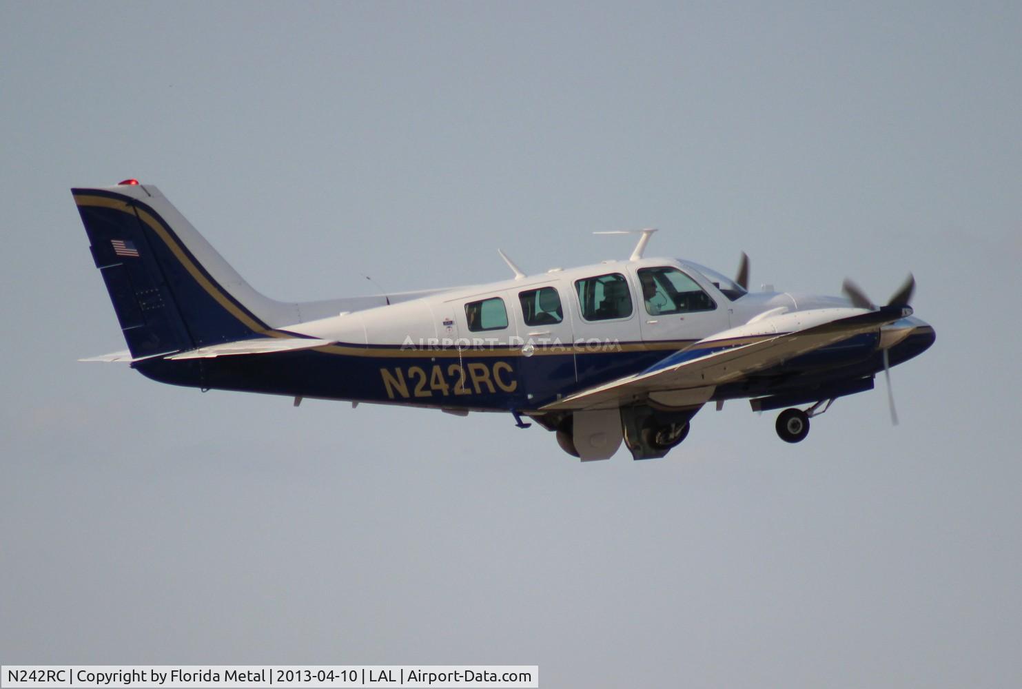 N242RC, 1972 Beech 58 Baron C/N TH-248, Beech 58