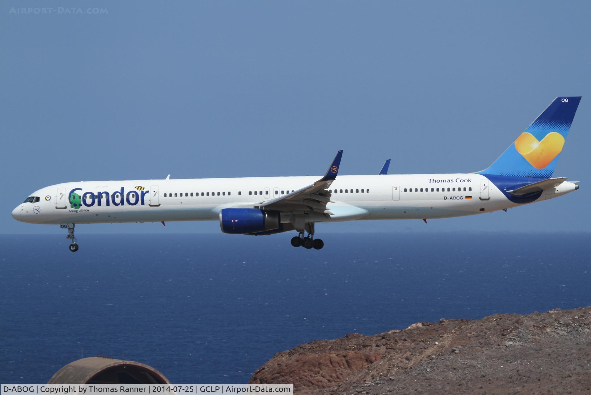 D-ABOG, 1999 Boeing 757-330 C/N 29014, Condor B757