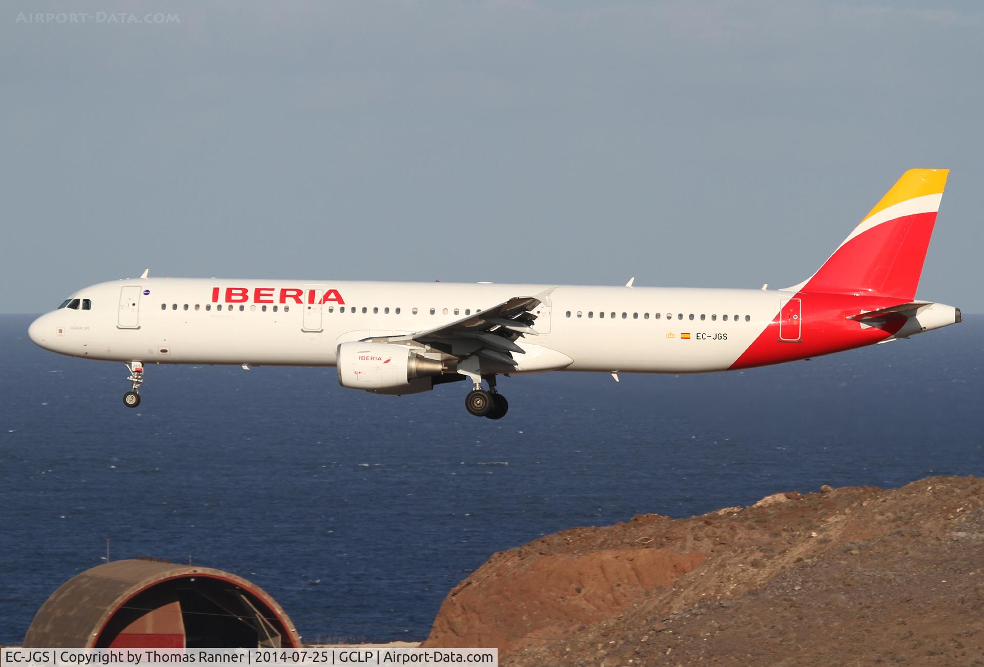 EC-JGS, 2005 Airbus A321-211 C/N 2472, Iberia A321