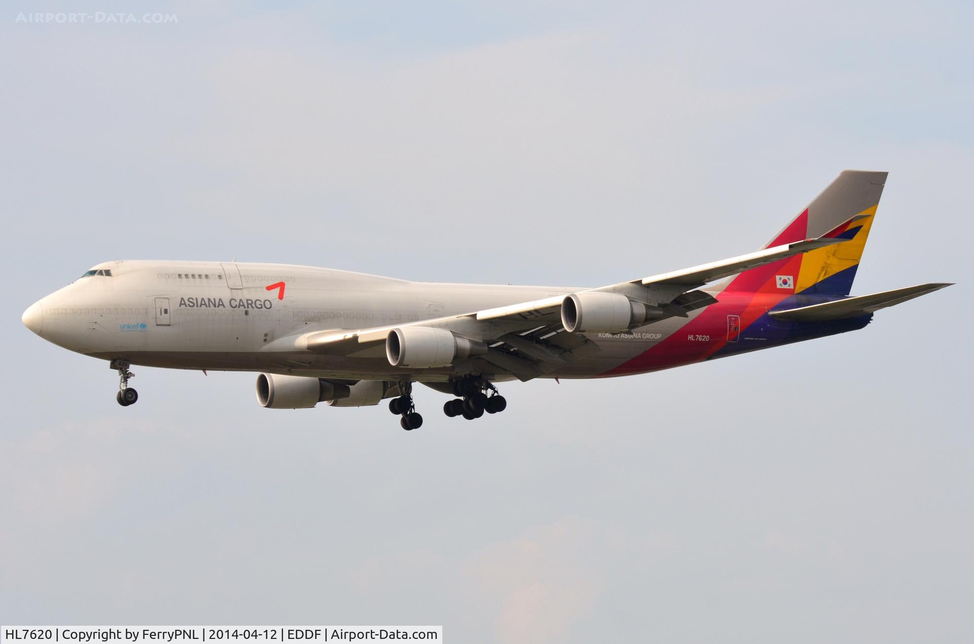HL7620, 1999 Boeing 747-419BDS(F) C/N 29375, Asiana B774F over the A6 at FRA
