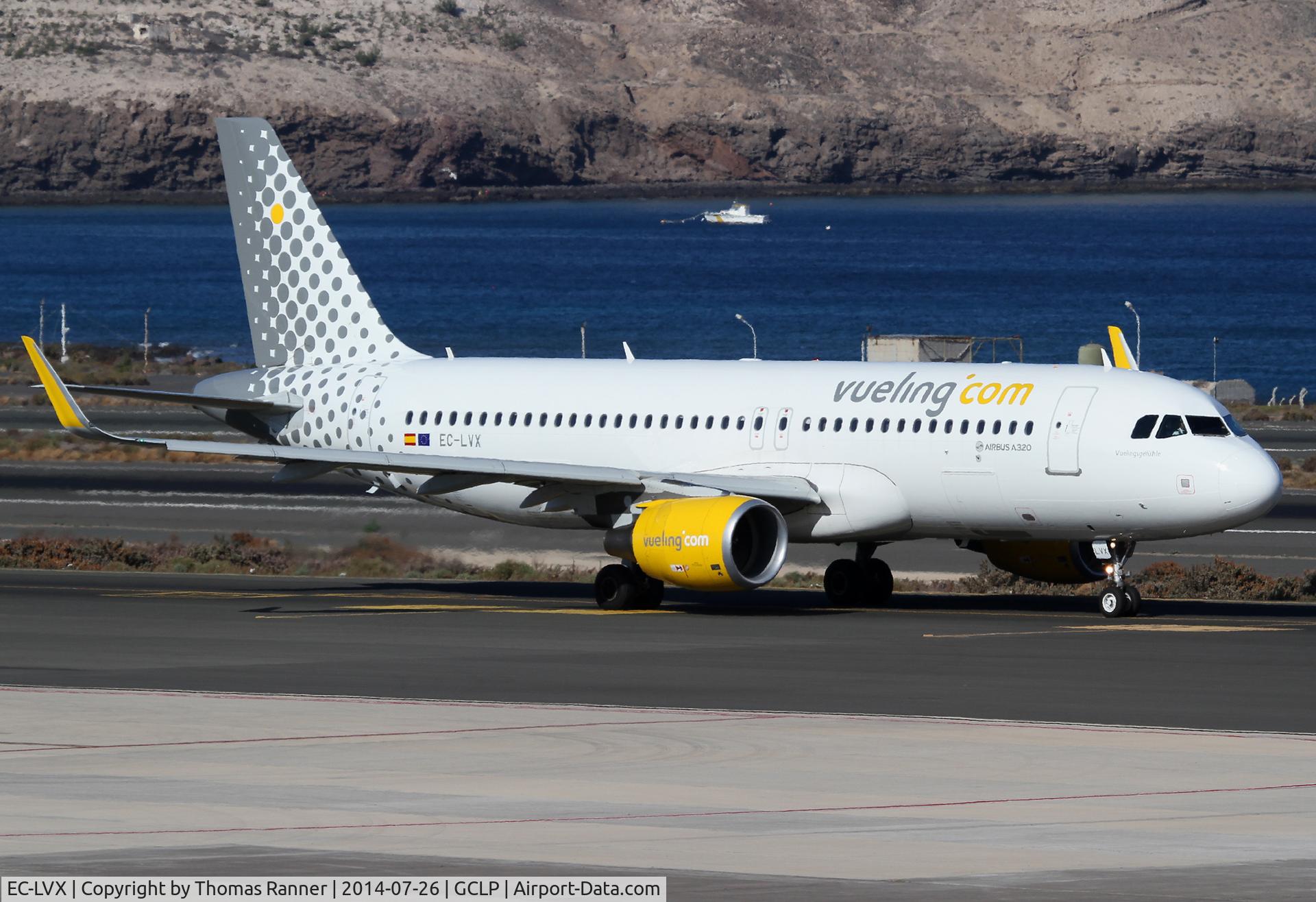 EC-LVX, 2013 Airbus A320-214 C/N 5673, Vueling A320