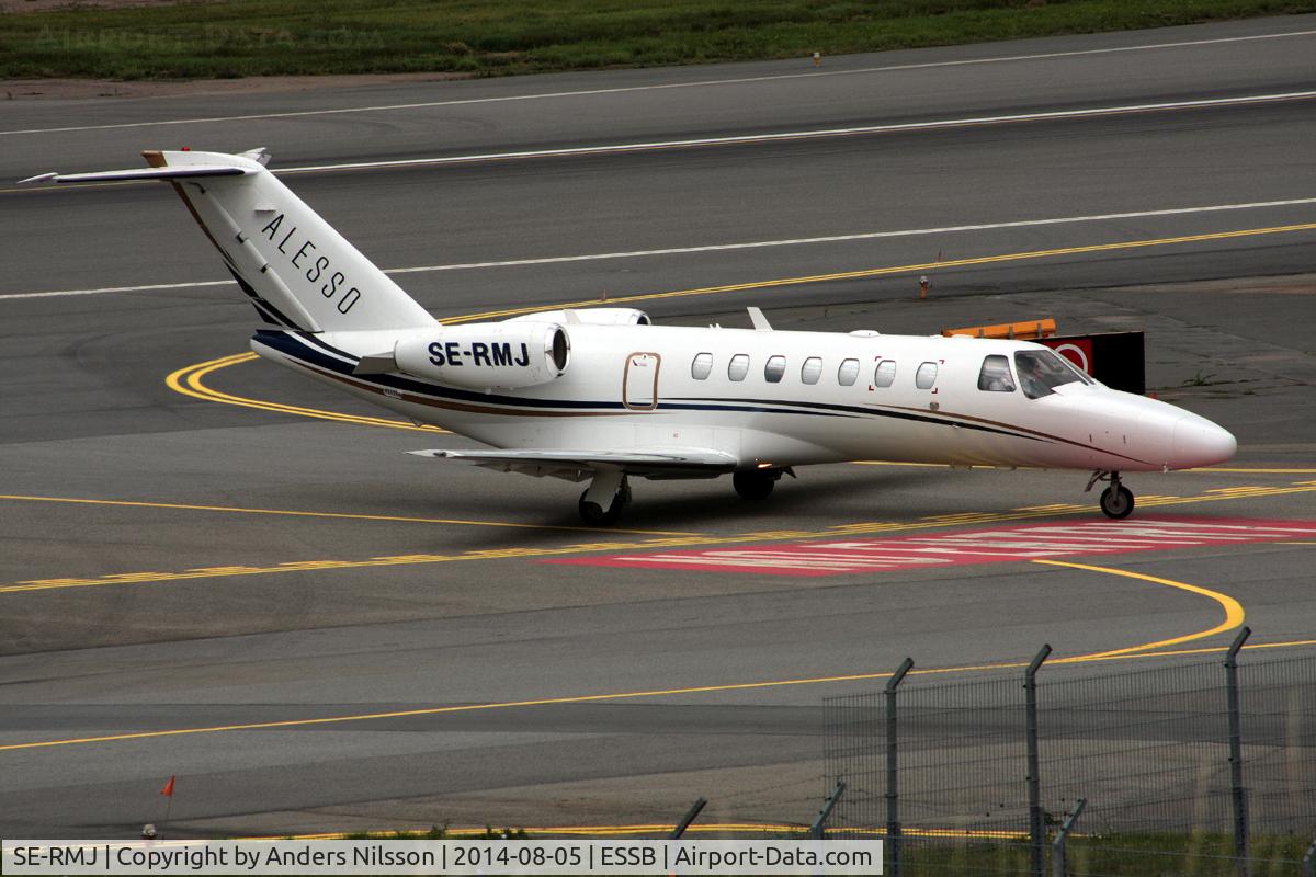 SE-RMJ, 2007 Cessna 525B CitationJet CJ3 C/N 525B-0183, With Alesso-titles.