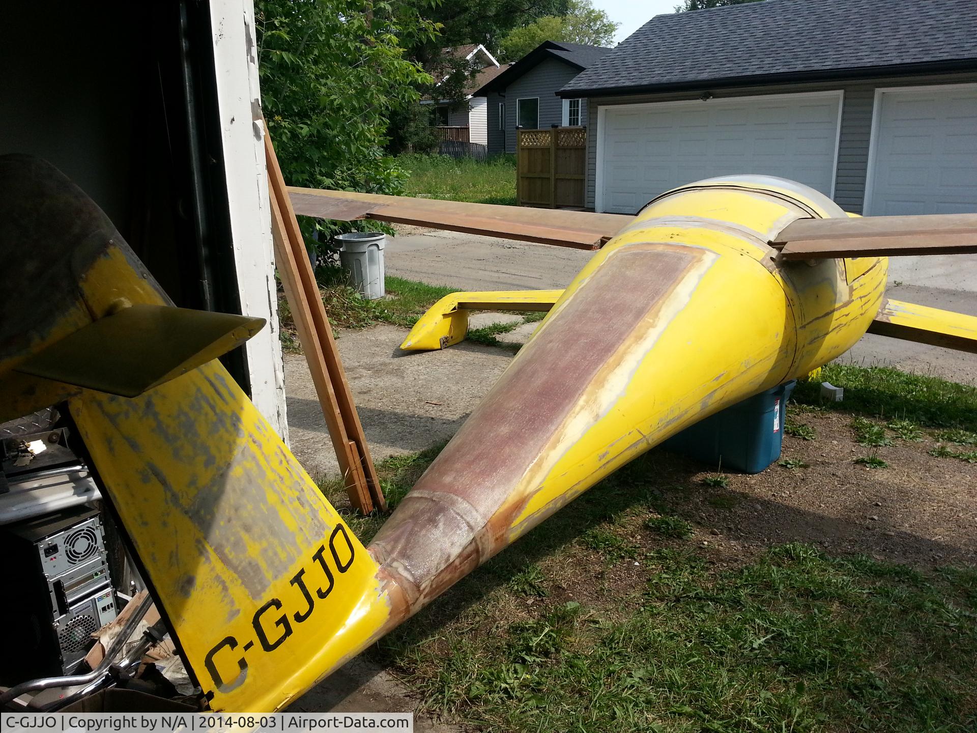 C-GJJO, 1985 QAC Quickie Q2 C/N 049, It's a bit rough, but rebuildable.