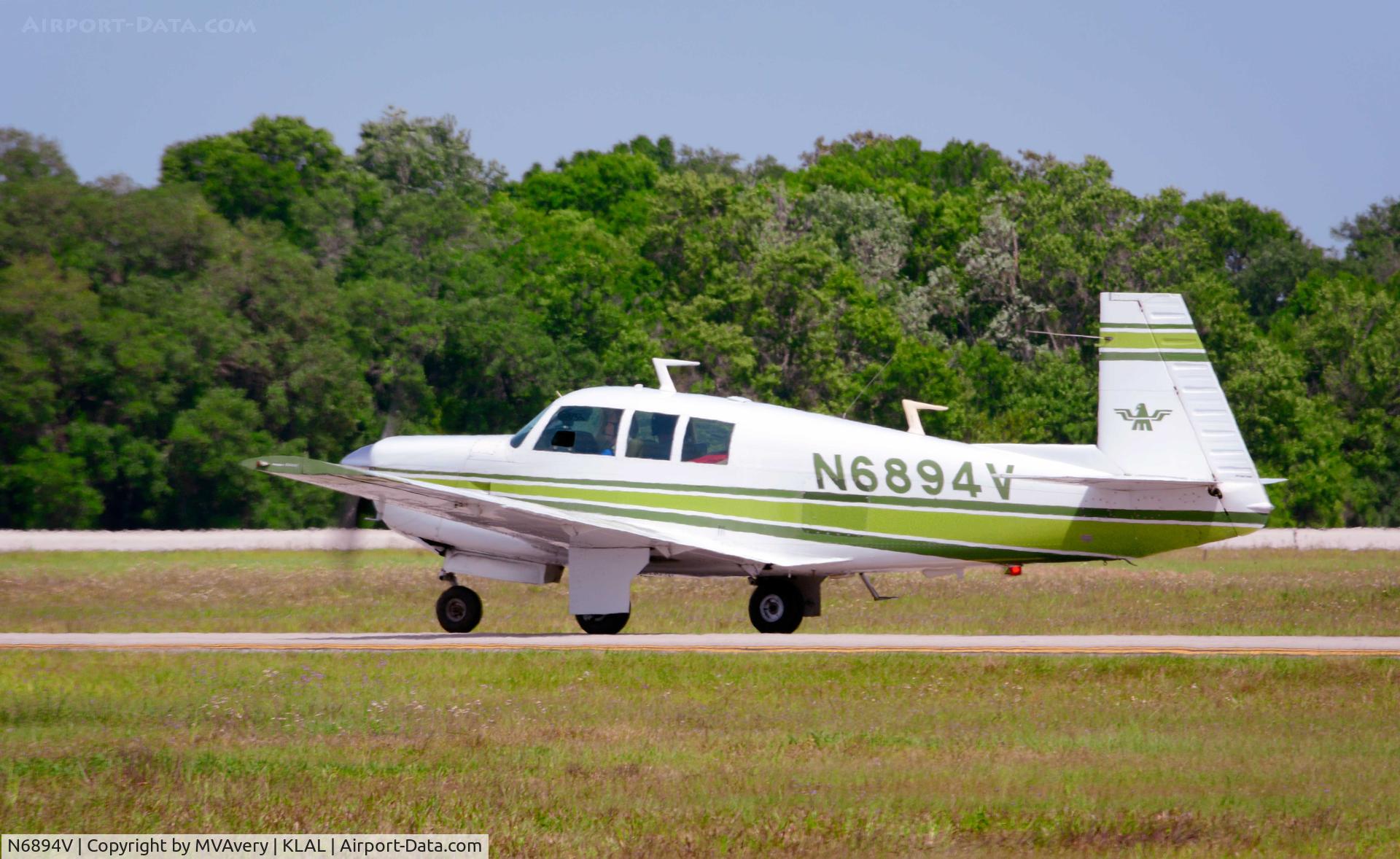 N6894V, 1975 Mooney M20F Executive C/N 22-1281, 2014 Sun n Fun