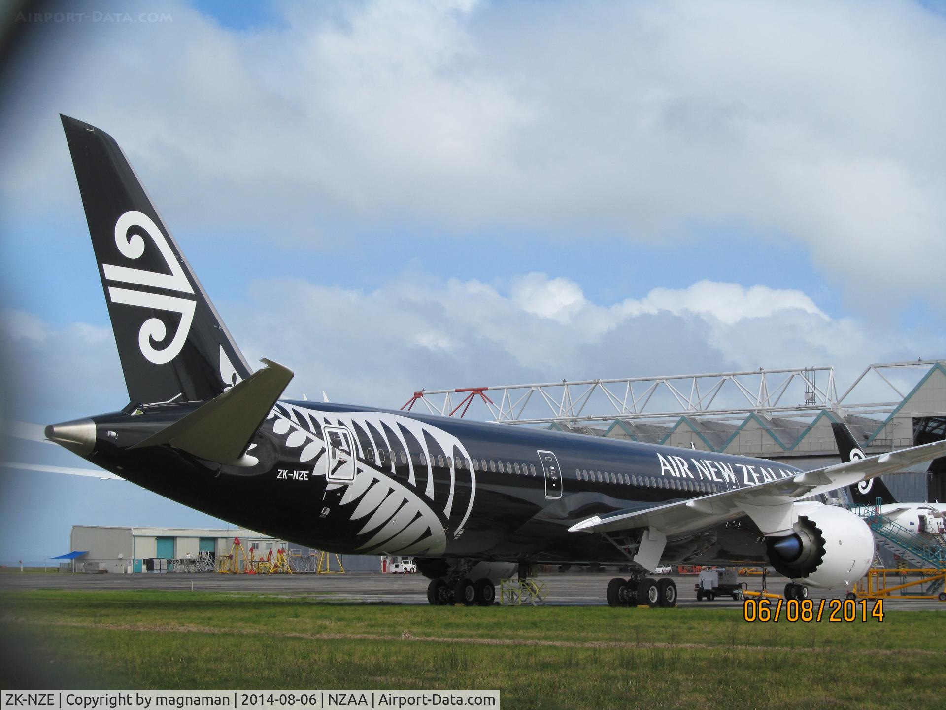 ZK-NZE, 2014 Boeing 787-9 Dreamliner C/N 34334, At home base. Not sure if in full service as yet.