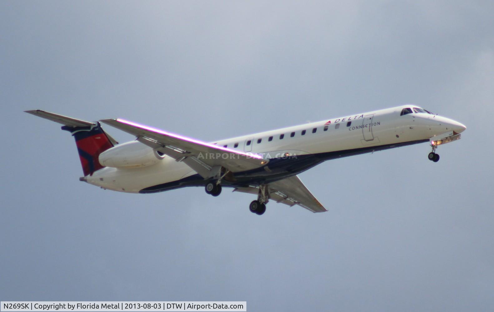 N269SK, 2000 Embraer EMB-145LR C/N 145293, Delta E145LR