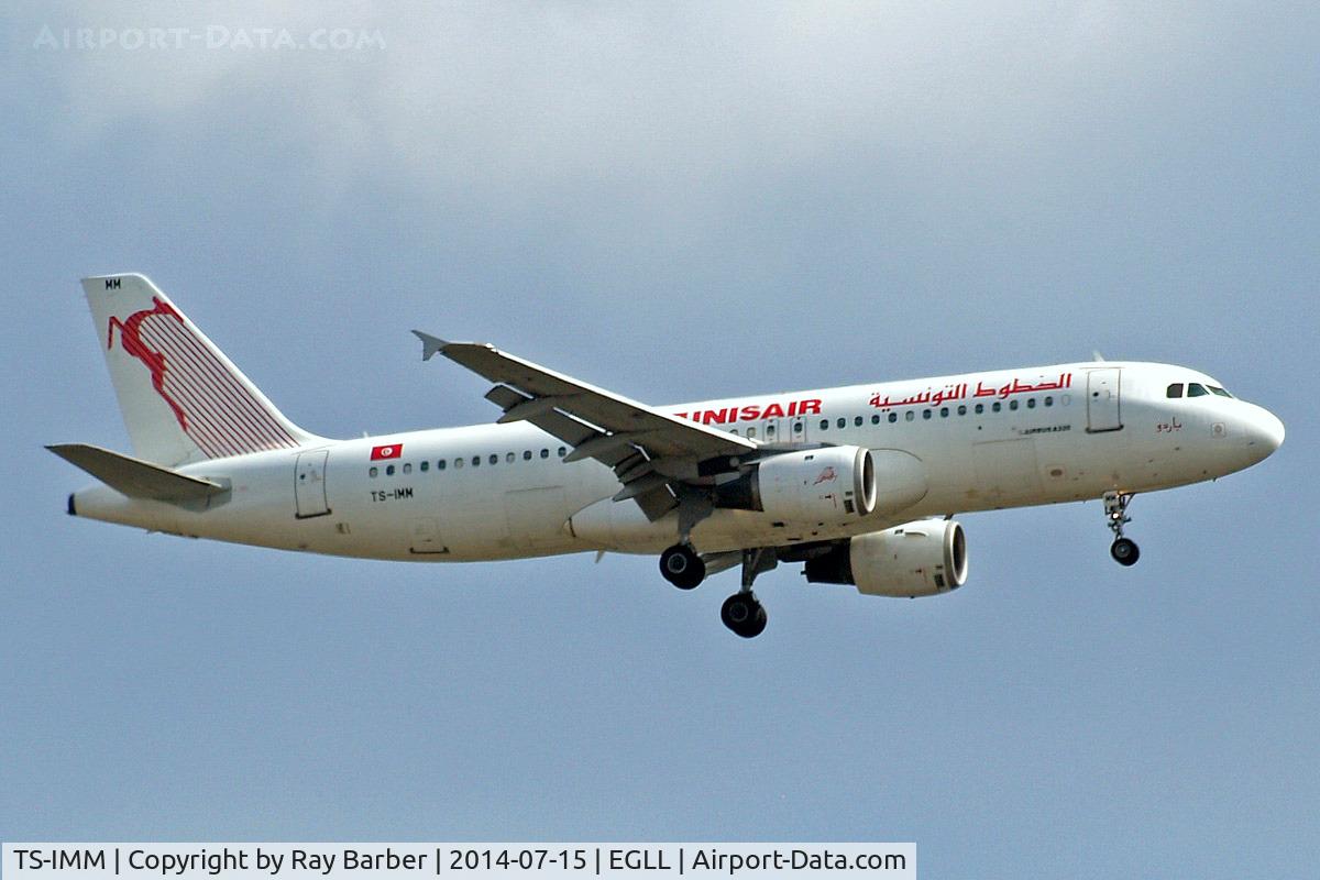 TS-IMM, 1999 Airbus A320-211 C/N 0975, Airbus A320-211 [0975] (Tunisair) Home~G 15/07/2014. On approach 27L.