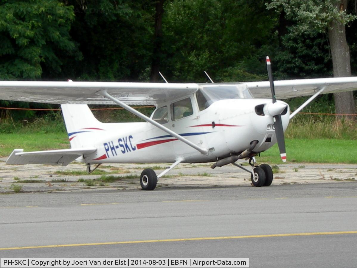 PH-SKC, 1978 Reims F172N Skyhawk C/N F17201673, Fly-in Koksijde 2014