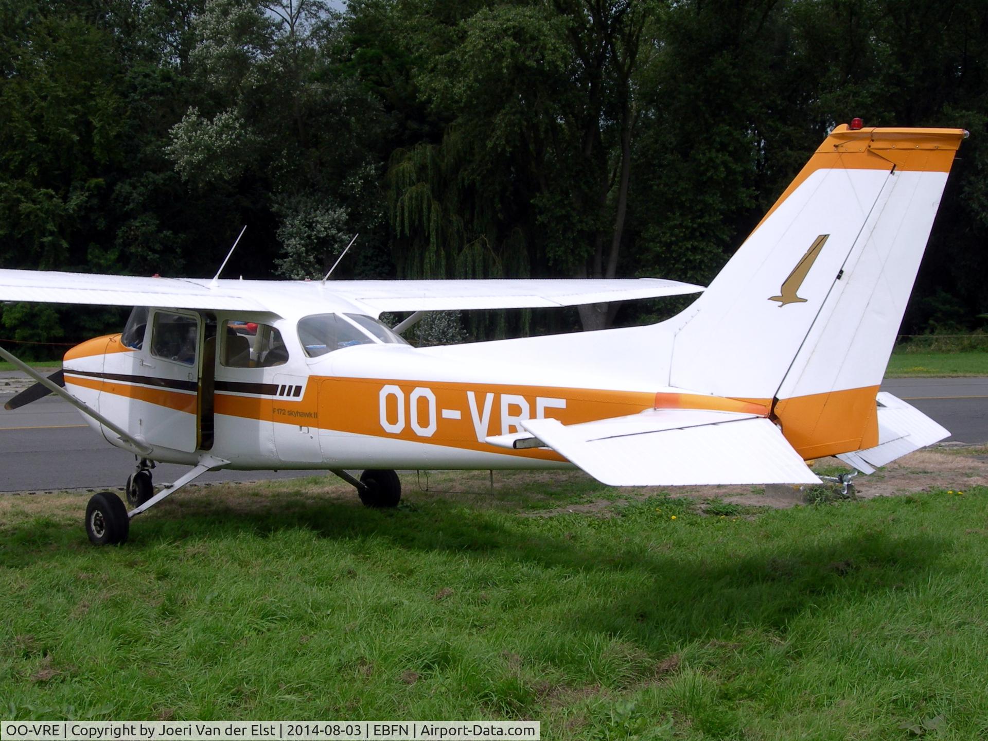 OO-VRE, 1975 Reims F172M ll Skyhawk C/N 1287, Fly-in Koksijde 2014