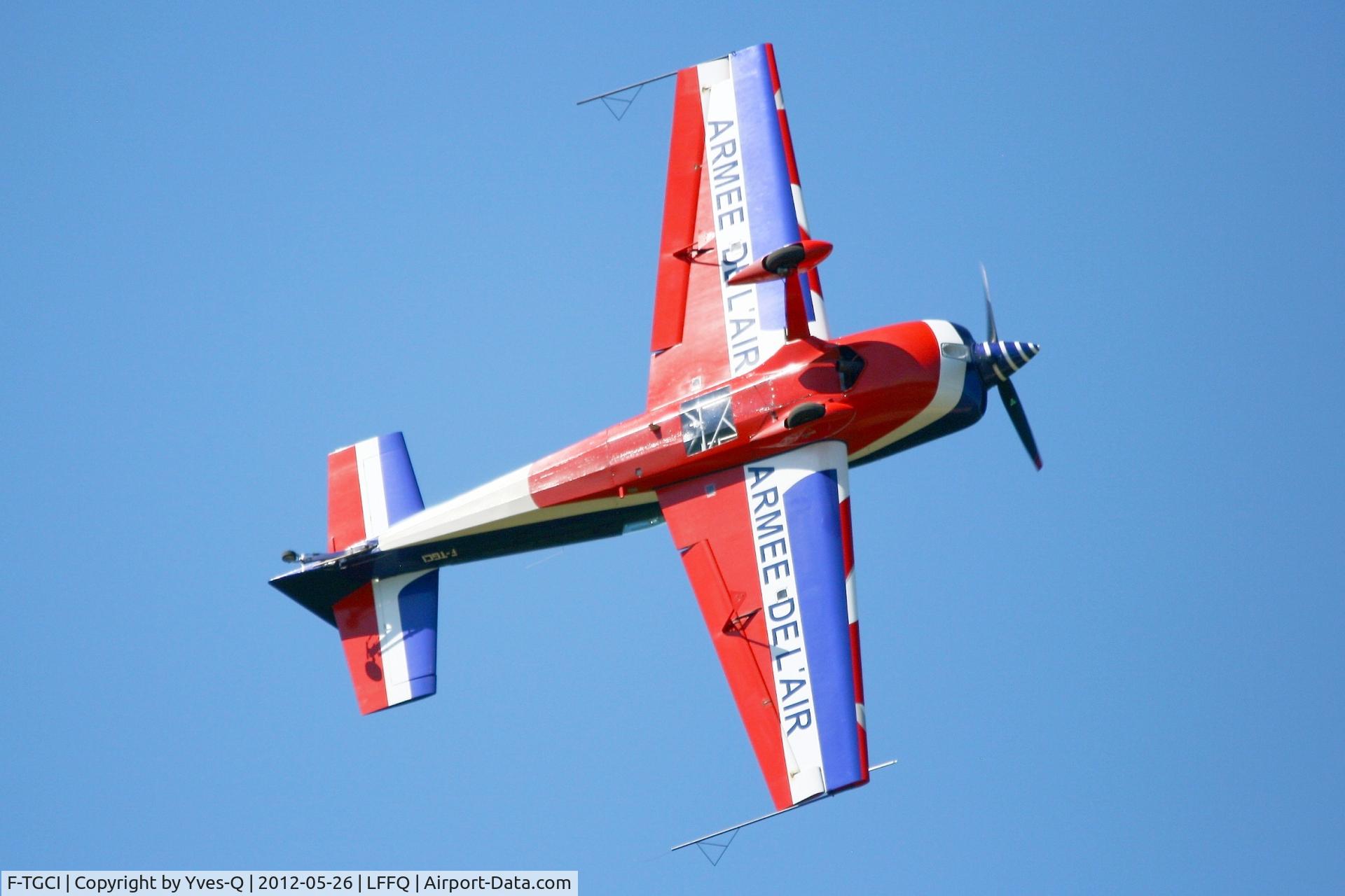 F-TGCI, Extra EA-330SC C/N 04, Extra 330SC n ° SC004, On display, La Ferté-Alais Airfield (LFFQ) Air Show in may 2012
