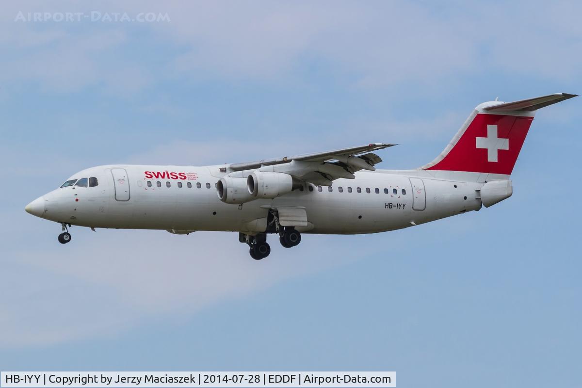 HB-IYY, 1998 British Aerospace Avro 146-RJ100 C/N E3339, British Aerospace Avro RJ100