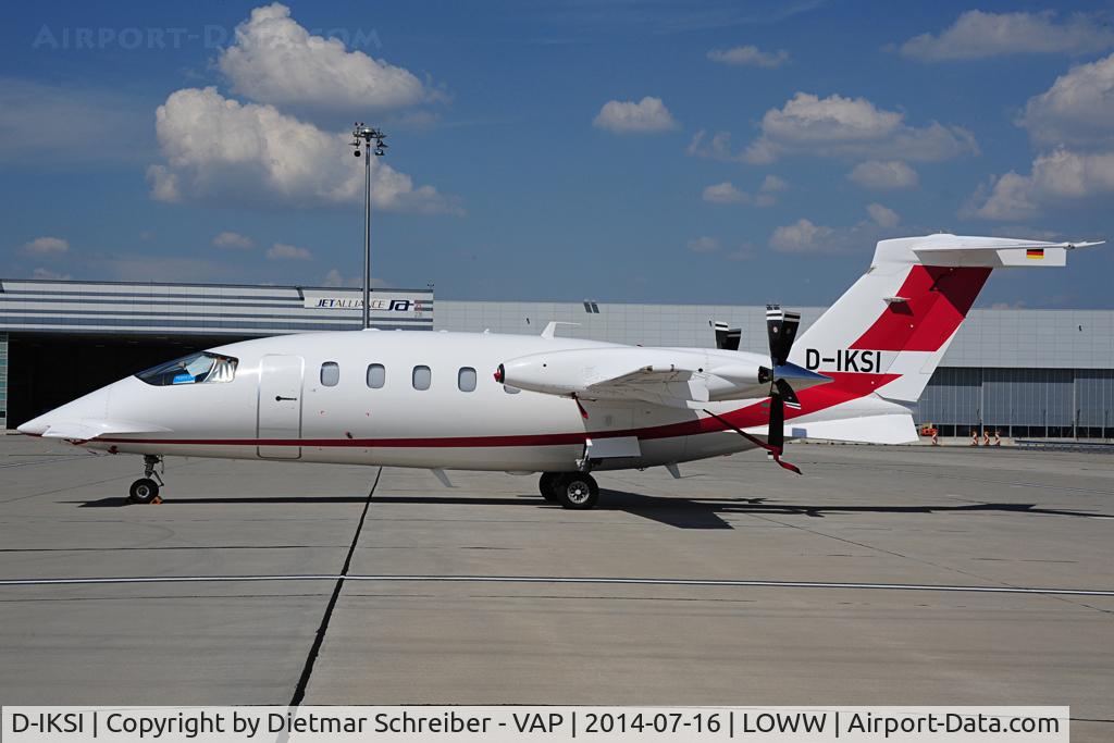 D-IKSI, 2008 Piaggio P-180 Avanti II C/N 1165, P180 Avanti