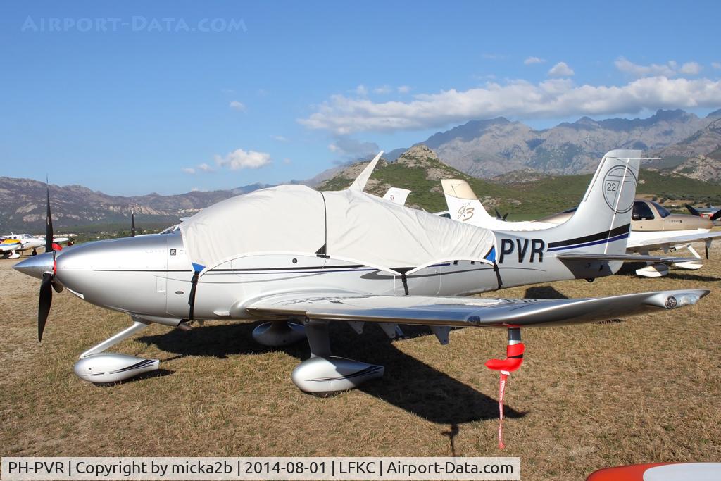 PH-PVR, 2011 Cirrus SR22T C/N 189, Parked