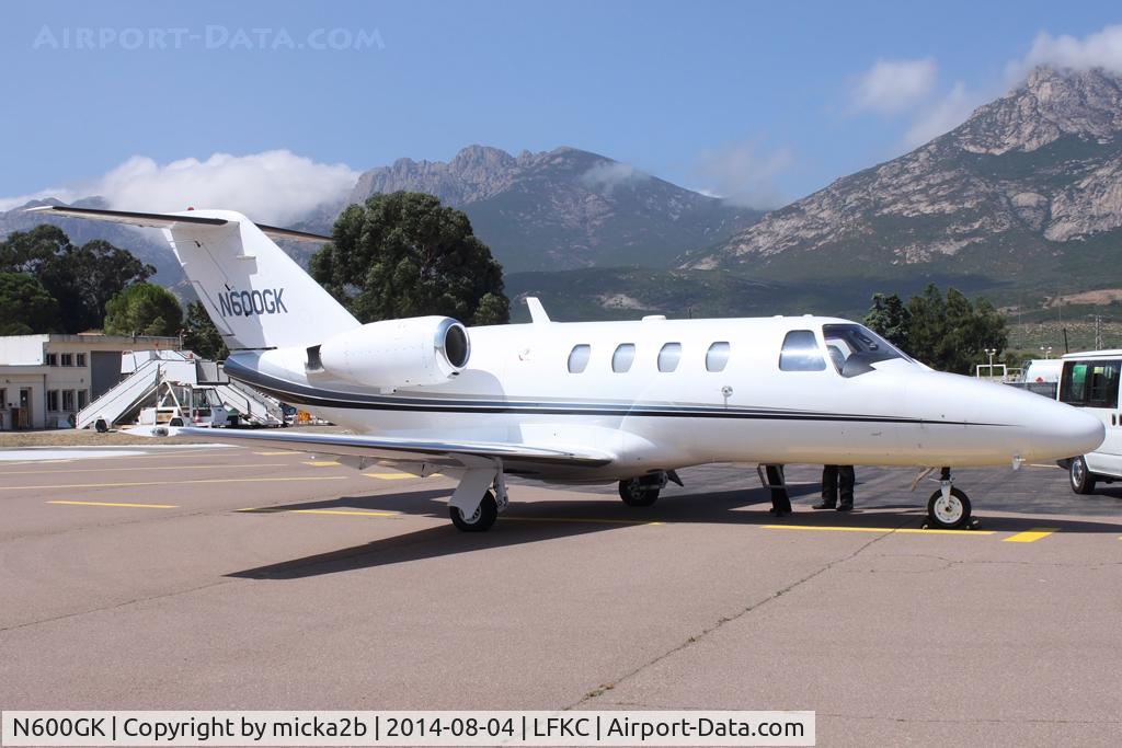 N600GK, 1998 Cessna 525 CitationJet CJ1 C/N 525-0297, Parked