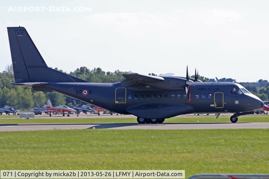 071, Airtech CN-235-200M C/N C071, Take off