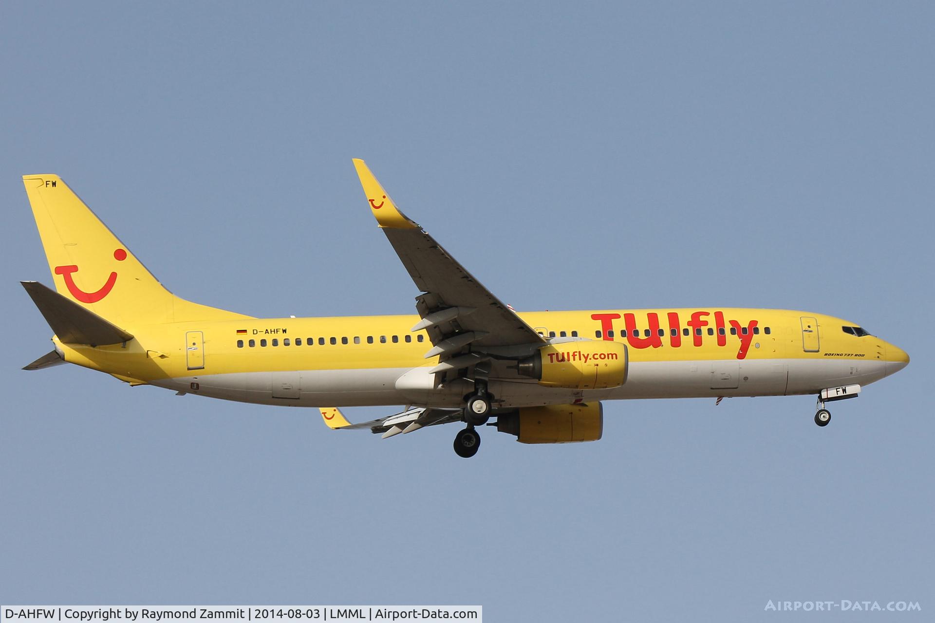 D-AHFW, 2001 Boeing 737-8K5 C/N 30882, B737-800 D-AHFW Tuifly