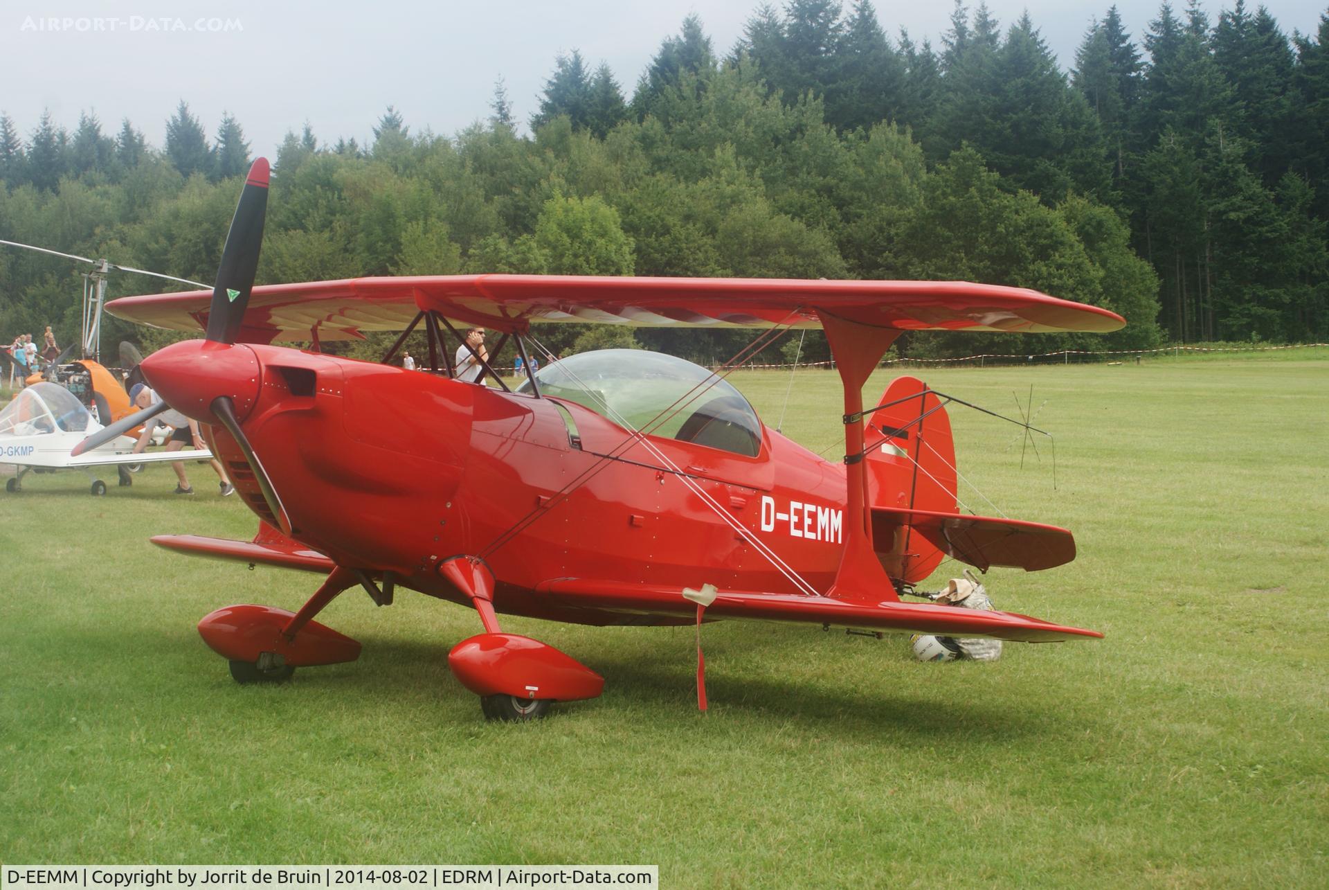 D-EEMM, Christen Eagle II C/N S/0470, Während des Flugplatzfest auf dem Mont-Royal Traben-Trarbach Flugplatz. - During the Flugplatzfest on the Mont-Royal Traben-Trarbach airport.