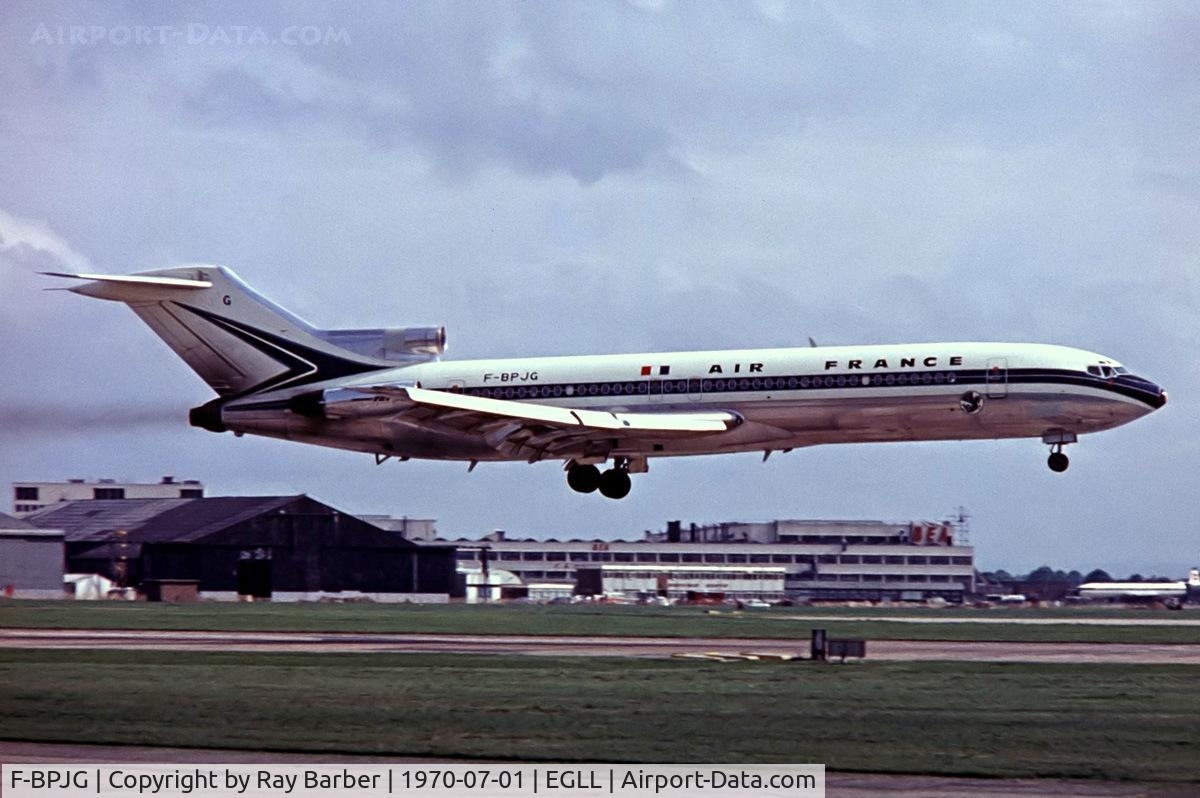 F-BPJG, 1969 Boeing 727-228 C/N 19863, Boeing 727- 228 [19863] (Air France) Heathrow~G 01/07/1970 On finals 28R. Date approximate. From a slide.