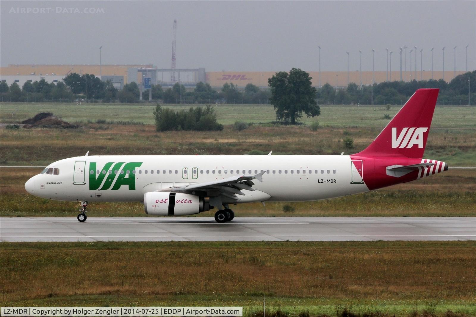 LZ-MDR, 2012 Airbus A320-232 C/N 5158, Leaving rwy 08L ....