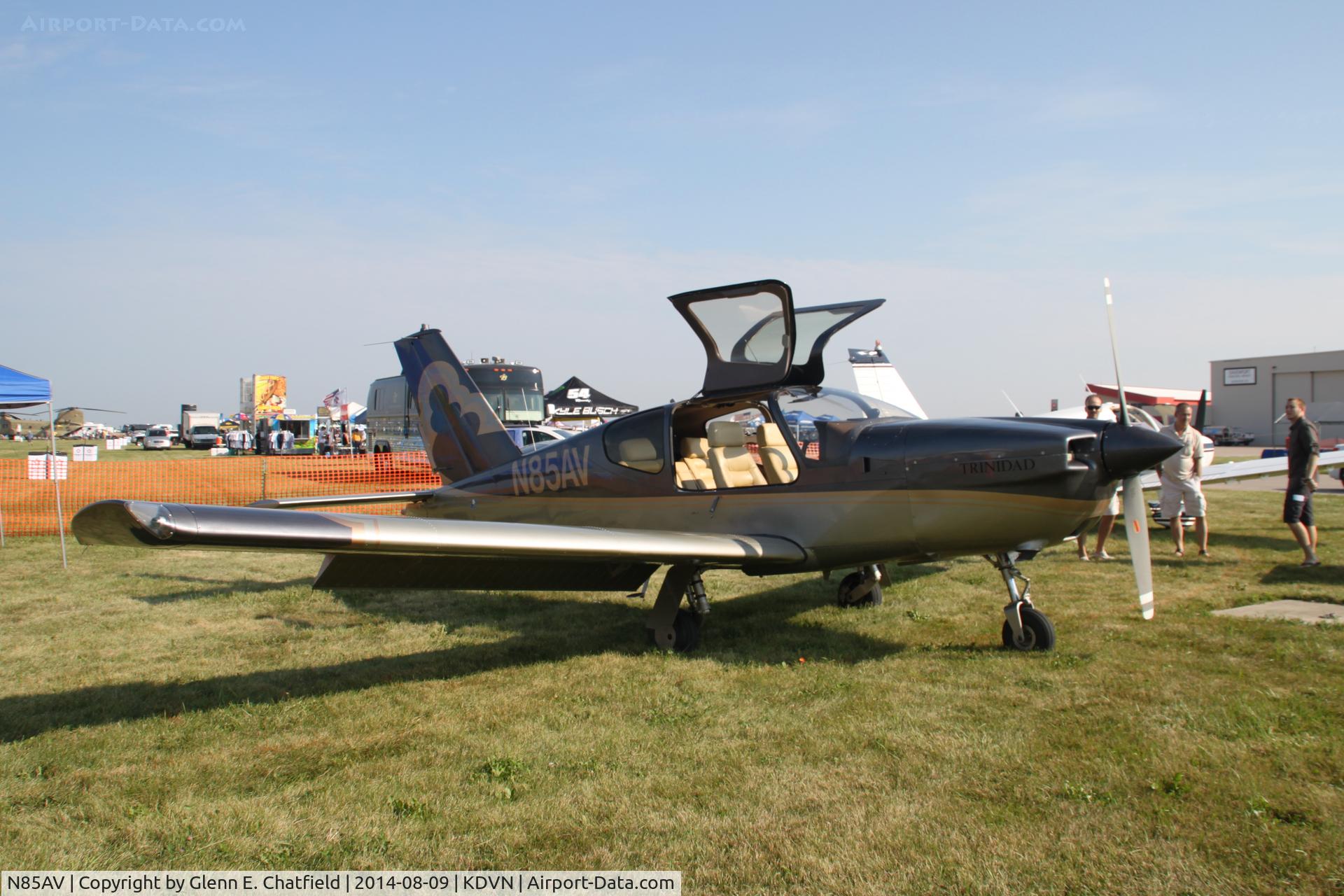 N85AV, 1985 Socata TB-20 TRINIDAD C/N 458, At the Quad Cities Air Show