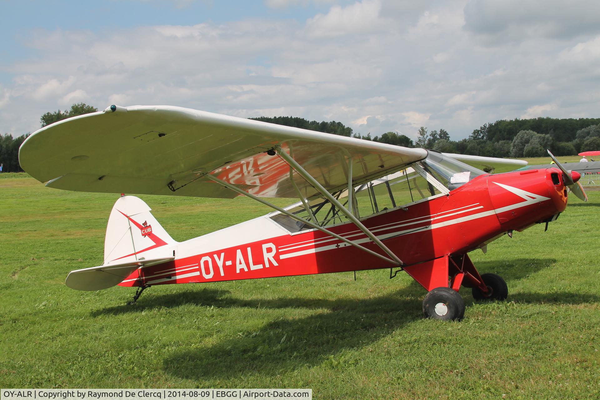 OY-ALR, 1943 Piper L-4J Grasshopper (J3C-65D) C/N 12987, Tailwheel Meet at Overboelare.