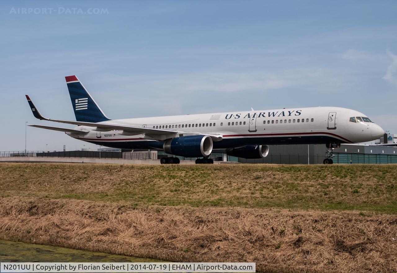 N201UU, 1995 Boeing 757-2B7 C/N 27810, Taxiway Q
