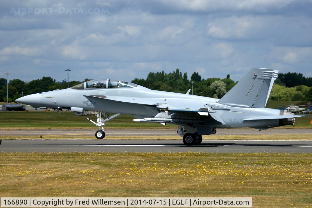 166890, Boeing F/A-18F Super Hornet C/N F220, 