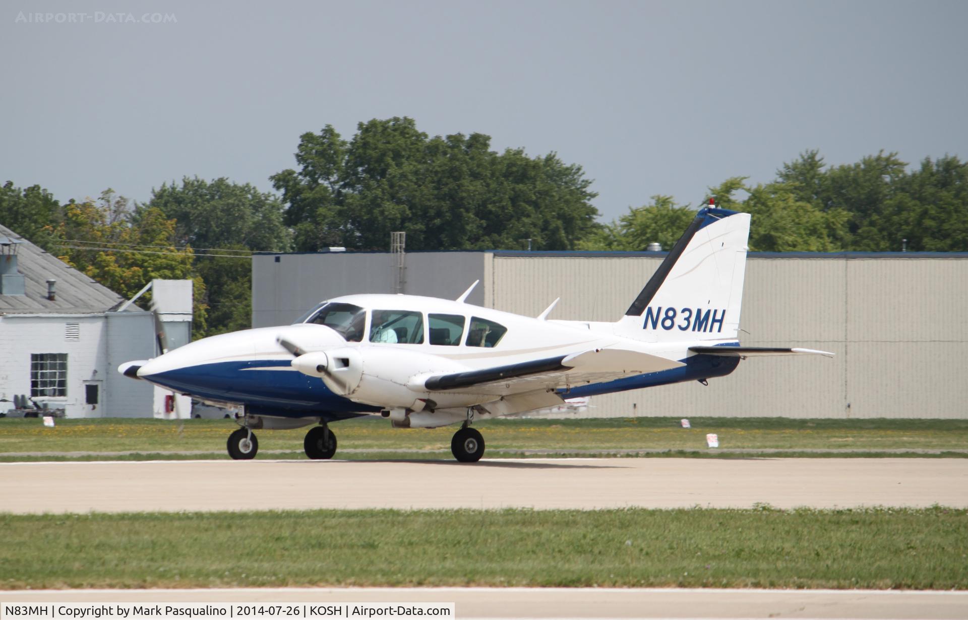 N83MH, 1969 Piper PA-23-250 C/N 27-4302, Piper PA-23-250
