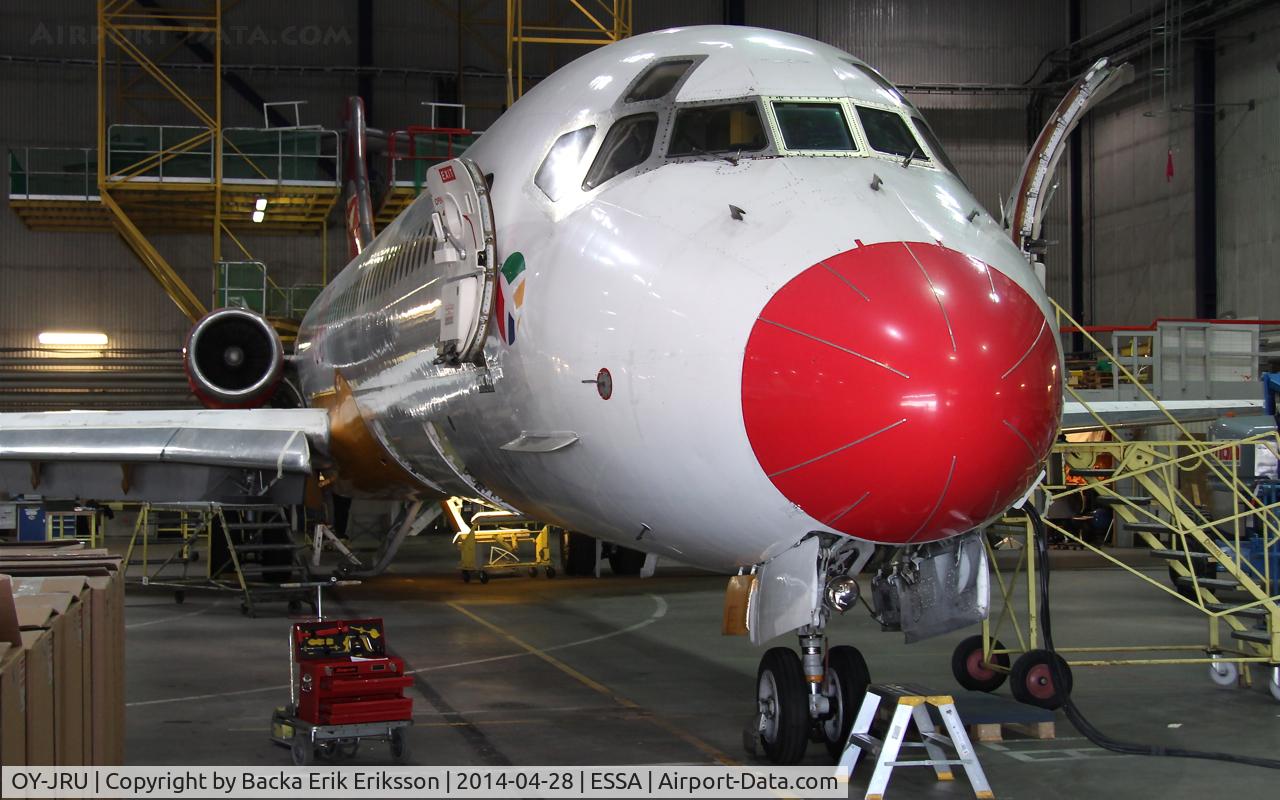 OY-JRU, 1987 McDonnell Douglas MD-87 (DC-9-87) C/N 49403, Parked inside the Priority Aero Maintenance hangar.
