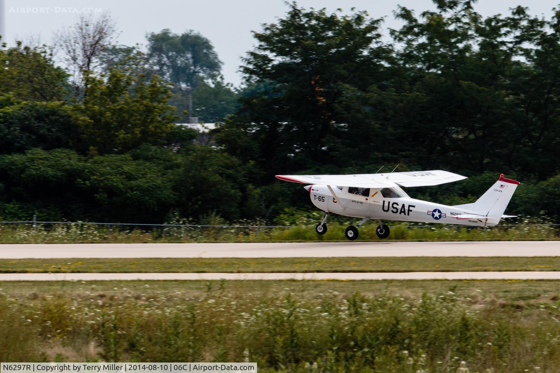 N6297R, 1965 Cessna 150F C/N 15061597, Taking off from Schaumburg Airport.