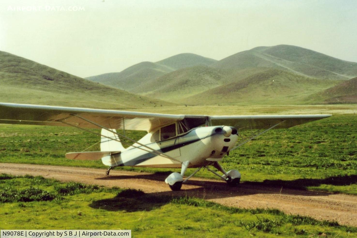 N9078E, 1946 Aeronca 11AC Chief C/N 11AC-710, 78E out in the country in the calif central valley foothills.