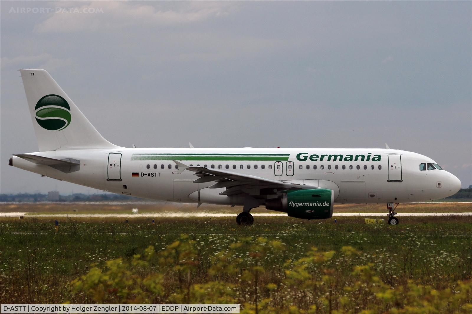 D-ASTT, 2008 Airbus A319-112 C/N 3560, On taxi to holding point 26R...