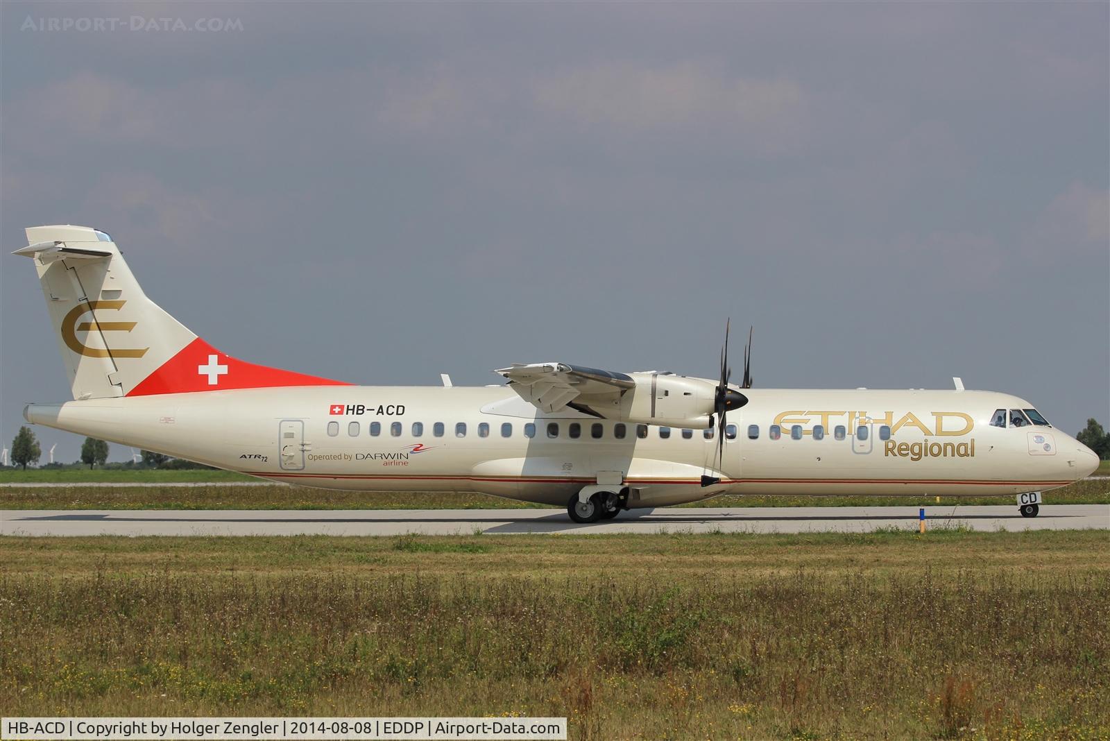 HB-ACD, 2001 ATR 72-212A C/N 668, AMS shuttle on taxi to holding point 26R....
