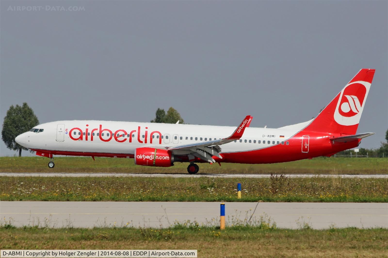 D-ABMI, 2012 Boeing 737-86J C/N 37770, Arrival from mediterranean sunny beaches....