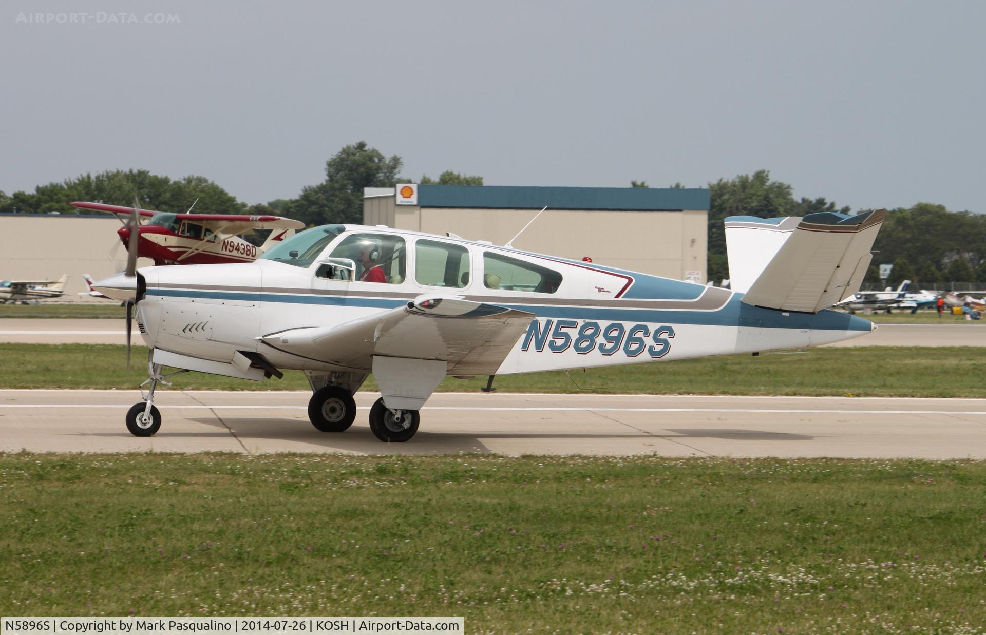 N5896S, 1965 Beech S35 Bonanza C/N D-7826, Beech S35