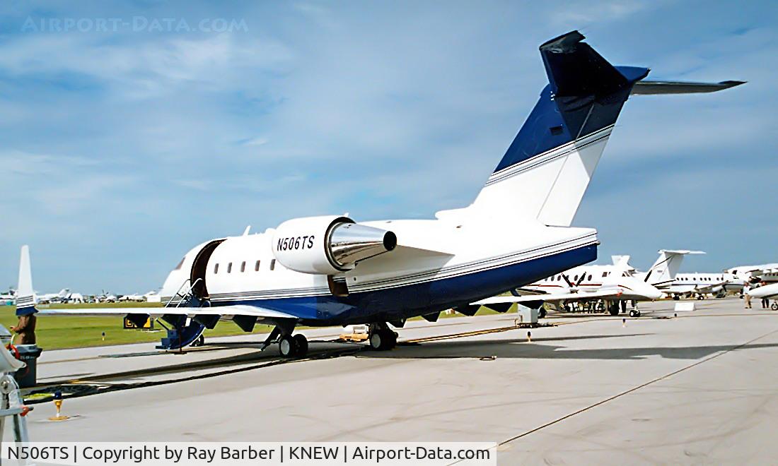 N506TS, 1987 Canadair Challenger 601-3A (CL-600-2B16) C/N 5006, Canadair 601-3A Challenger [5006] New Orleans-Lakefront~N 10/10/2000