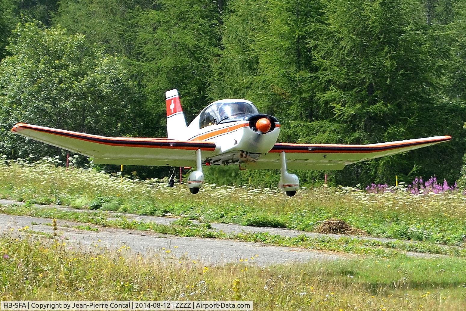 HB-SFA, 1967 SAN Jodel D-140E Mousquetaire IV C/N 187, Taking off from Valloire, Savoie, France