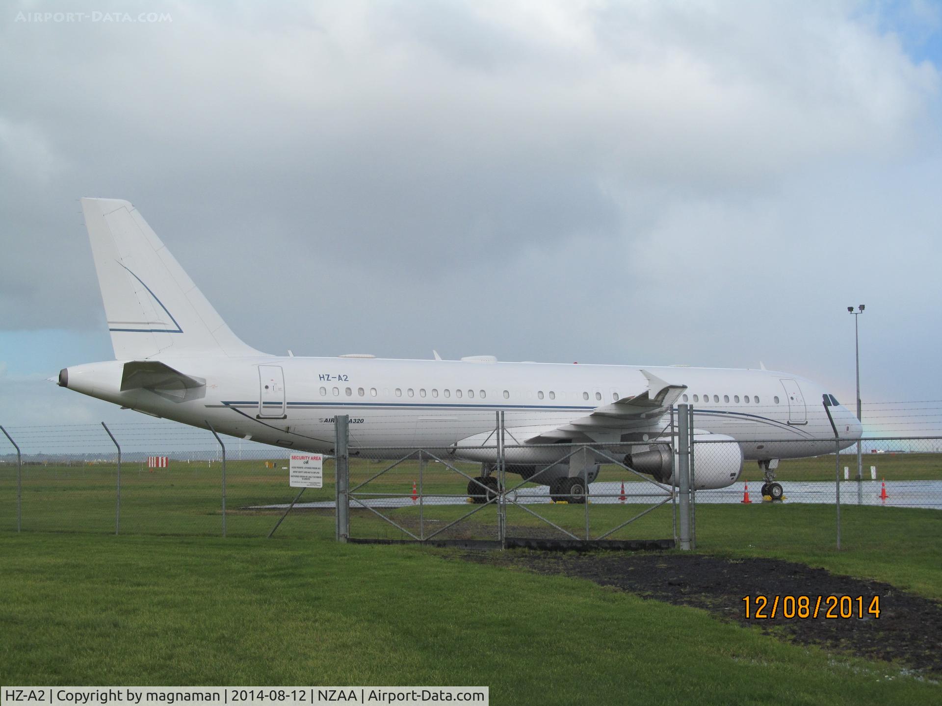 HZ-A2, 2007 Airbus A320-214 C/N 3164, on ramp (next to B-KID)