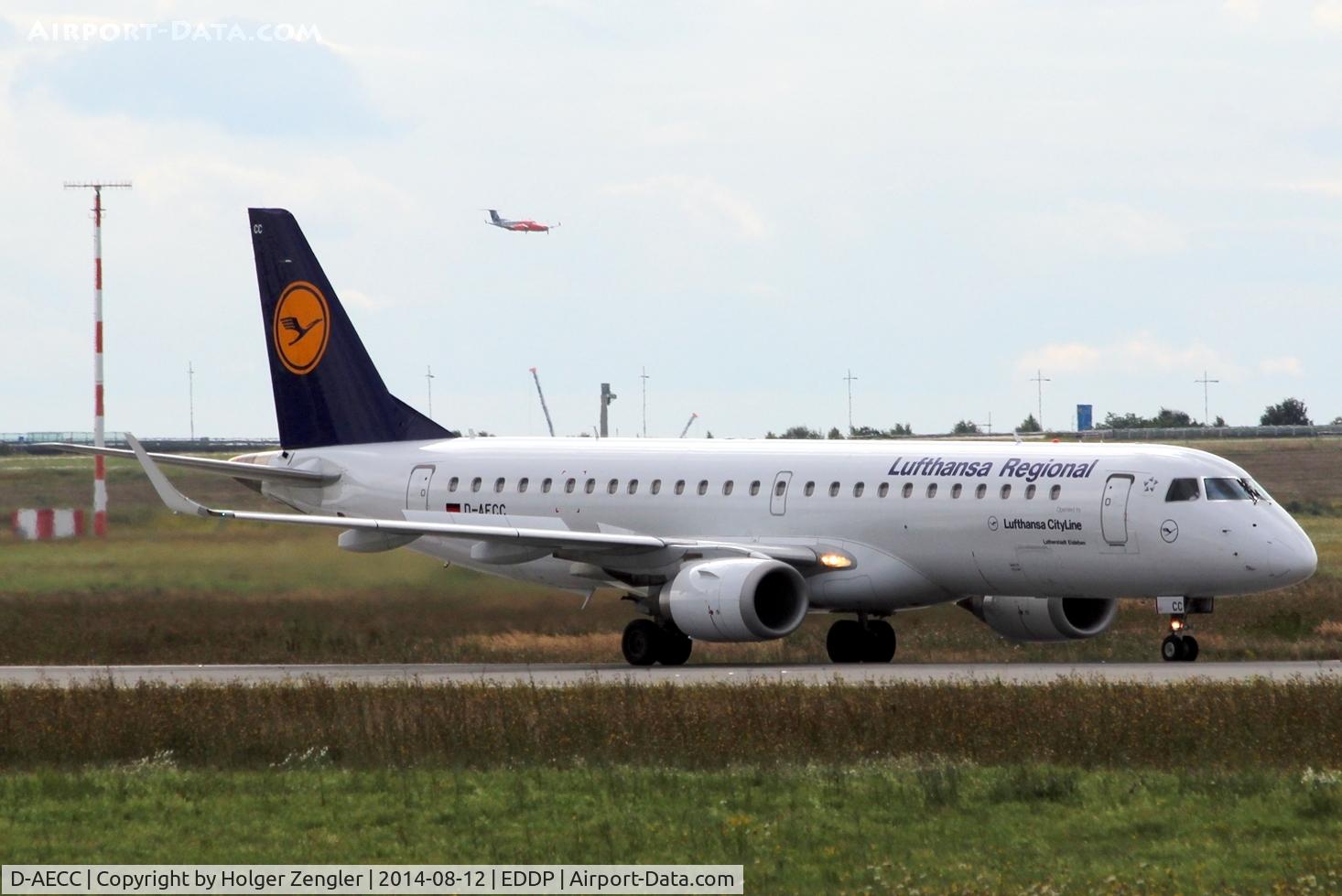 D-AECC, 2009 Embraer 190LR (ERJ-190-100LR) C/N 19000333, FRA shuttle on rwy 26R is rolling to twy Whiskey while a calibration flight is under way above rwy 26L...