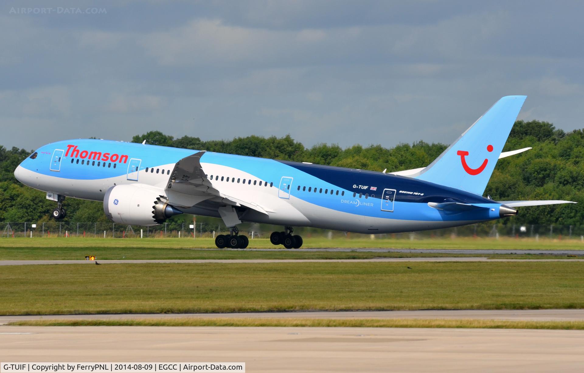 G-TUIF, 2014 Boeing 787-8 Dreamliner C/N 36428, Thomson B788 taking-off.