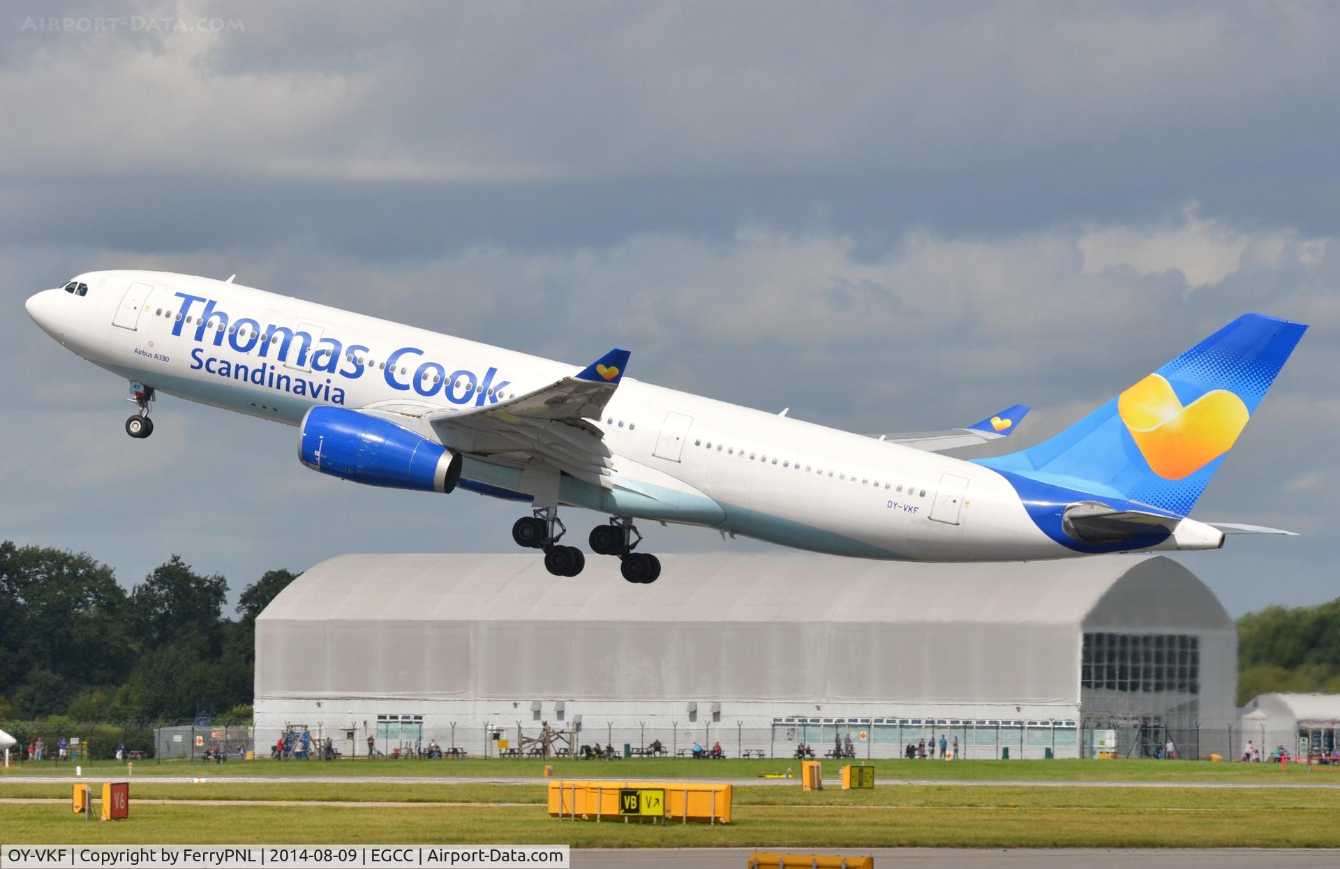 OY-VKF, 1999 Airbus A330-243 C/N 309, Thomas Cook Scandinavia A332 taking-off.