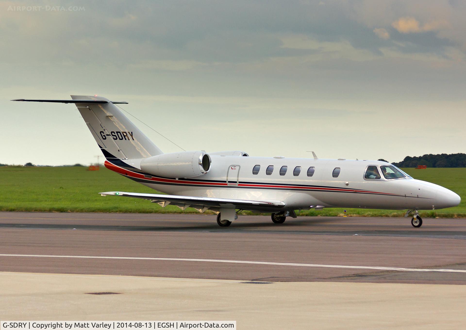 G-SDRY, 2013 Cessna 525C CitationJet CJ4 C/N 525C-0134, Taxiing for departure....