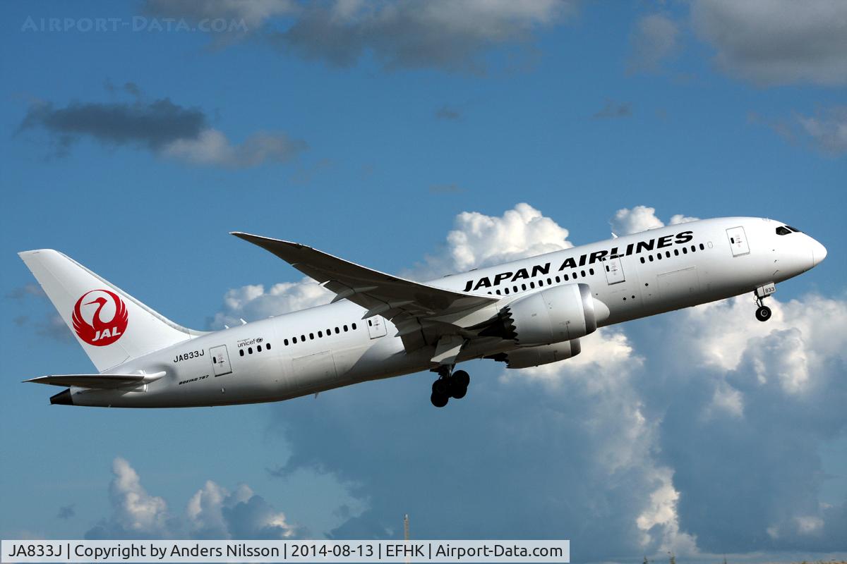 JA833J, 2013 Boeing 787-8 Dreamliner C/N 34846, Departing runway 22L.