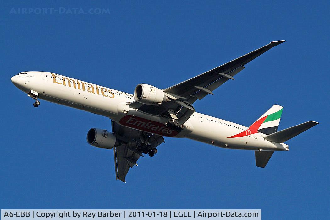 A6-EBB, 2005 Boeing 777-36N/ER C/N 32789, Boeing 777-36NER [32789] (Emirates Airlines) Home~G 18/01/2011. On approach 27R.