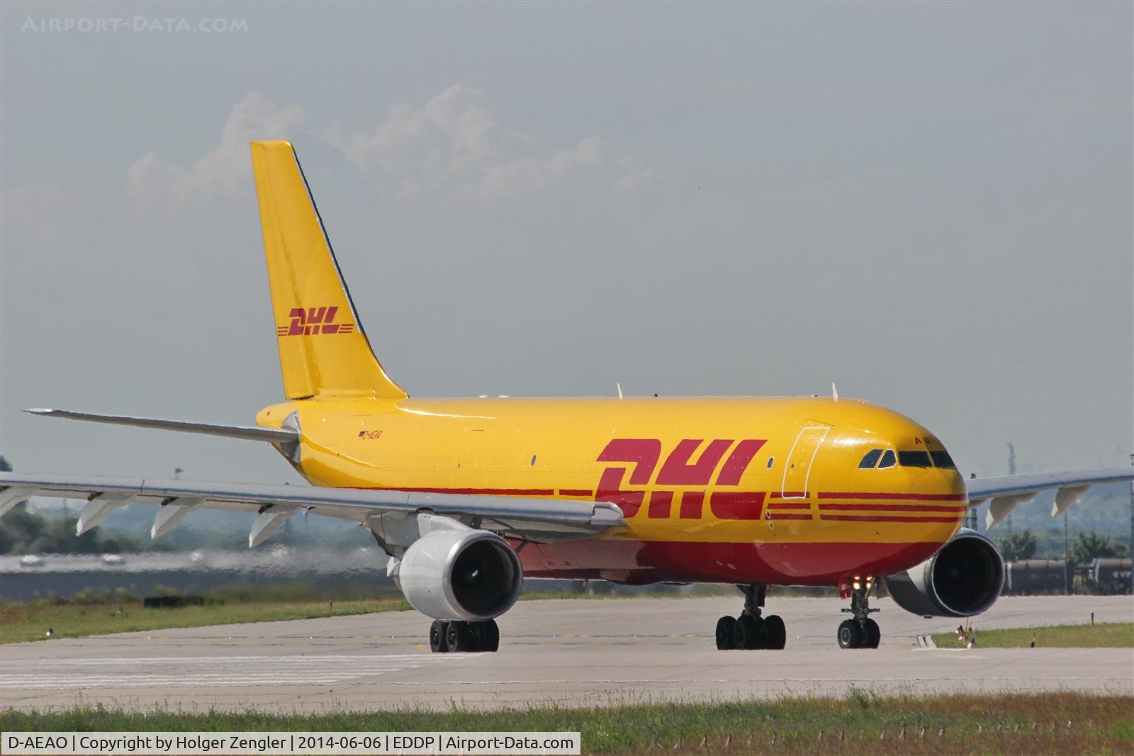 D-AEAO, 1993 Airbus A300B4-622R(F) C/N 711, Outbound traffic at holding point 26L....